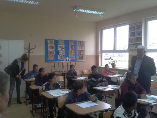 elevi romi coltau